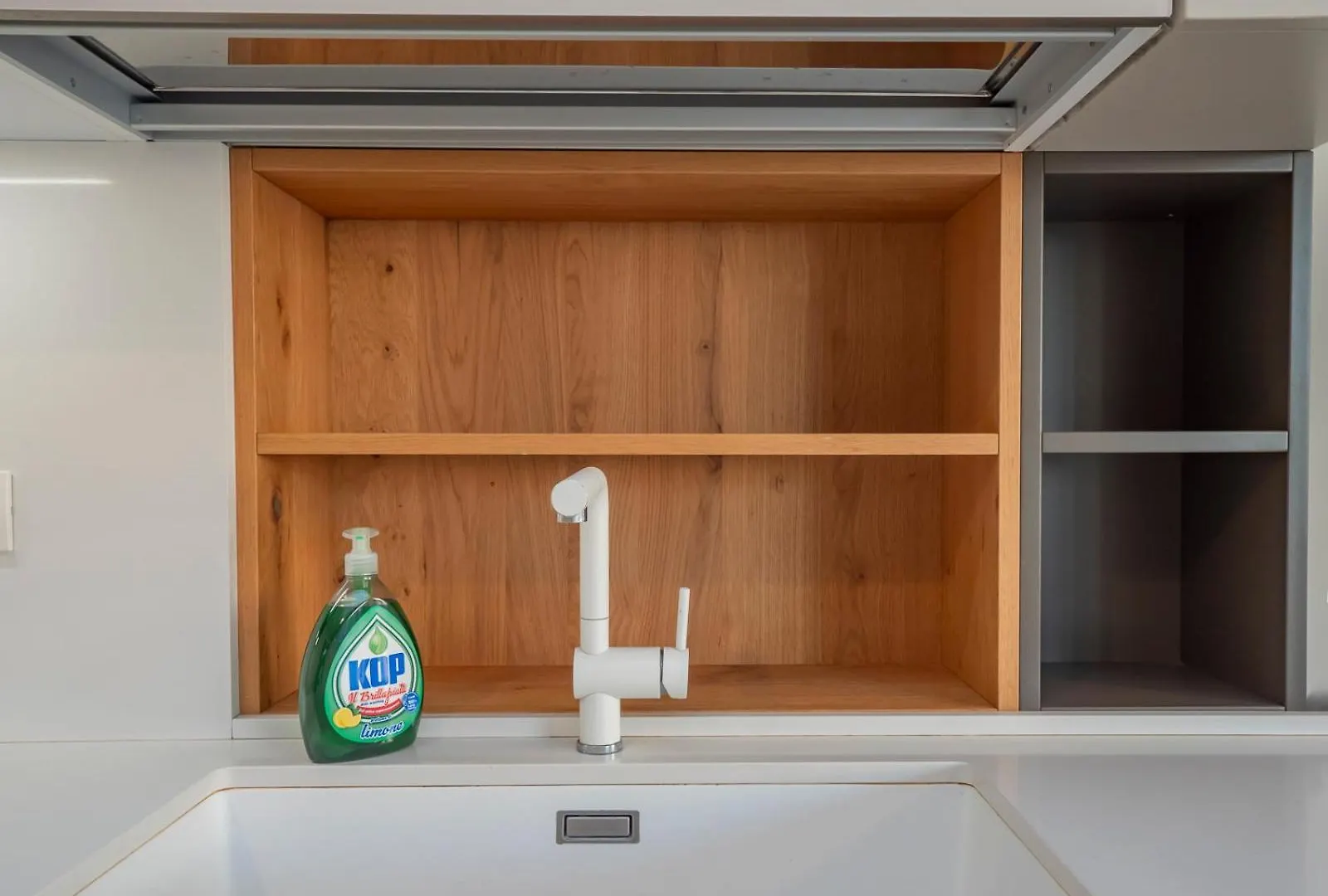 Apartamento Elegante E Luminoso Appartamento Con Box Auto A Pochi Passi Da Metropolitana M4 Milão Itália